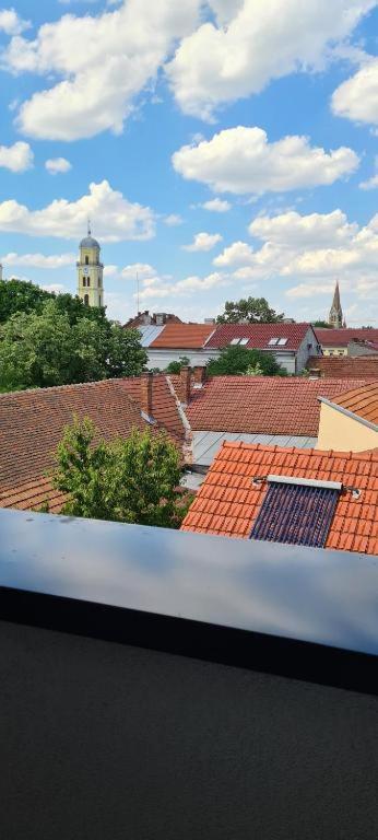 Charlotte Apartment - 2Bedrooms W Parking Near Nymphaea Oradea Cameră foto