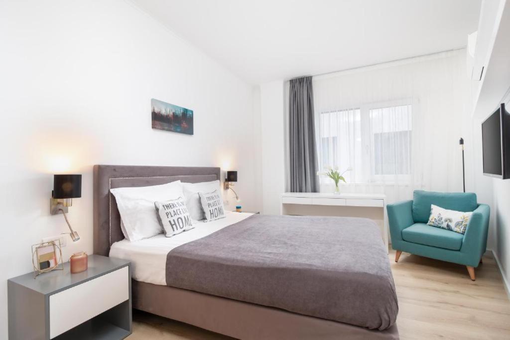 Charlotte Apartment - 2Bedrooms W Parking Near Nymphaea Oradea Cameră foto