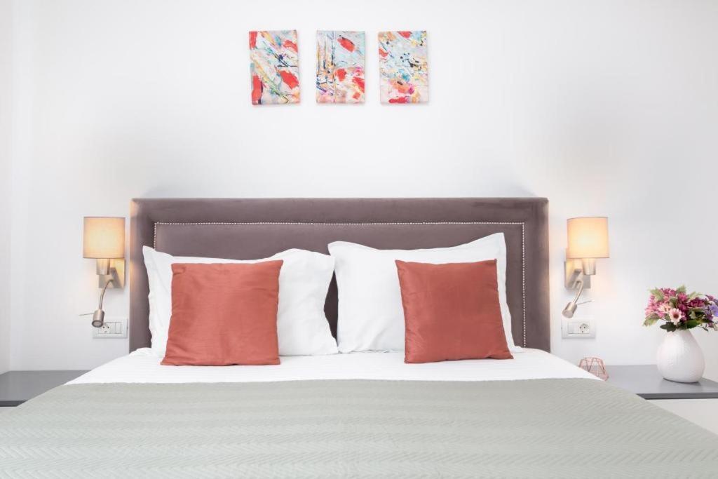 Charlotte Apartment - 2Bedrooms W Parking Near Nymphaea Oradea Cameră foto